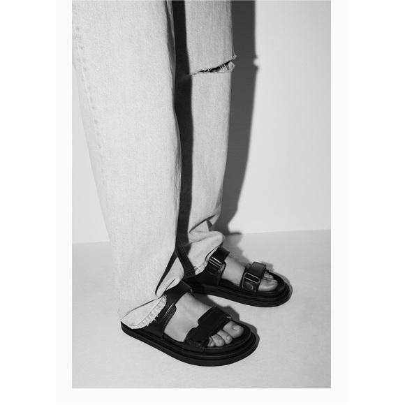 Zara Low Heel Strap Sandals 39 - Picture 2 of 5